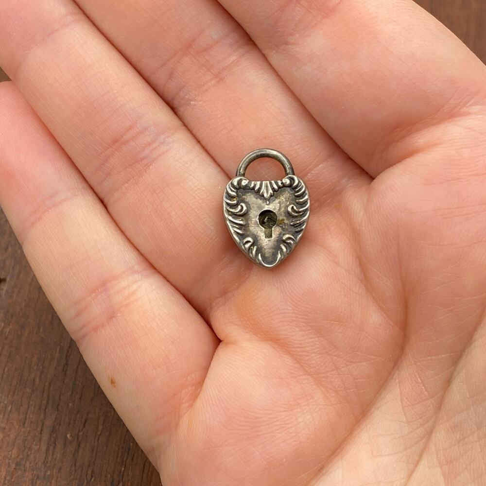 Vintage 925 Sterling Silver Repousse Puffy Heart Padlock Pendant Bracelet Charm